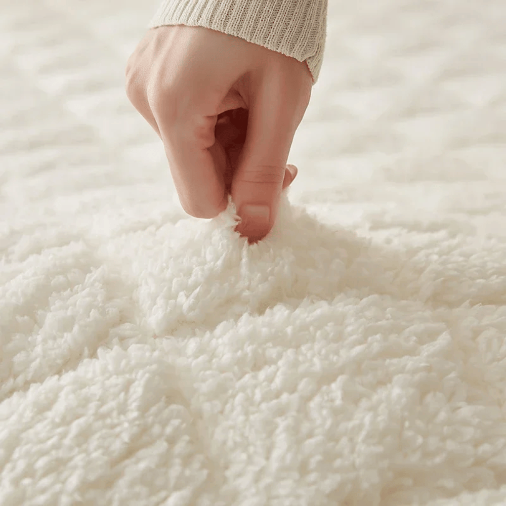 futon nuage duveteux gros plan matière douce et duveteuse - Tenrai